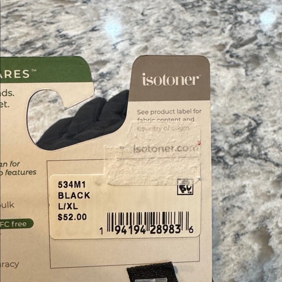 Isotoner | Sleek Heat Warmth w/o Bulk Insulated Gloves with Gathered Wrist Black - Picture 10 of 10